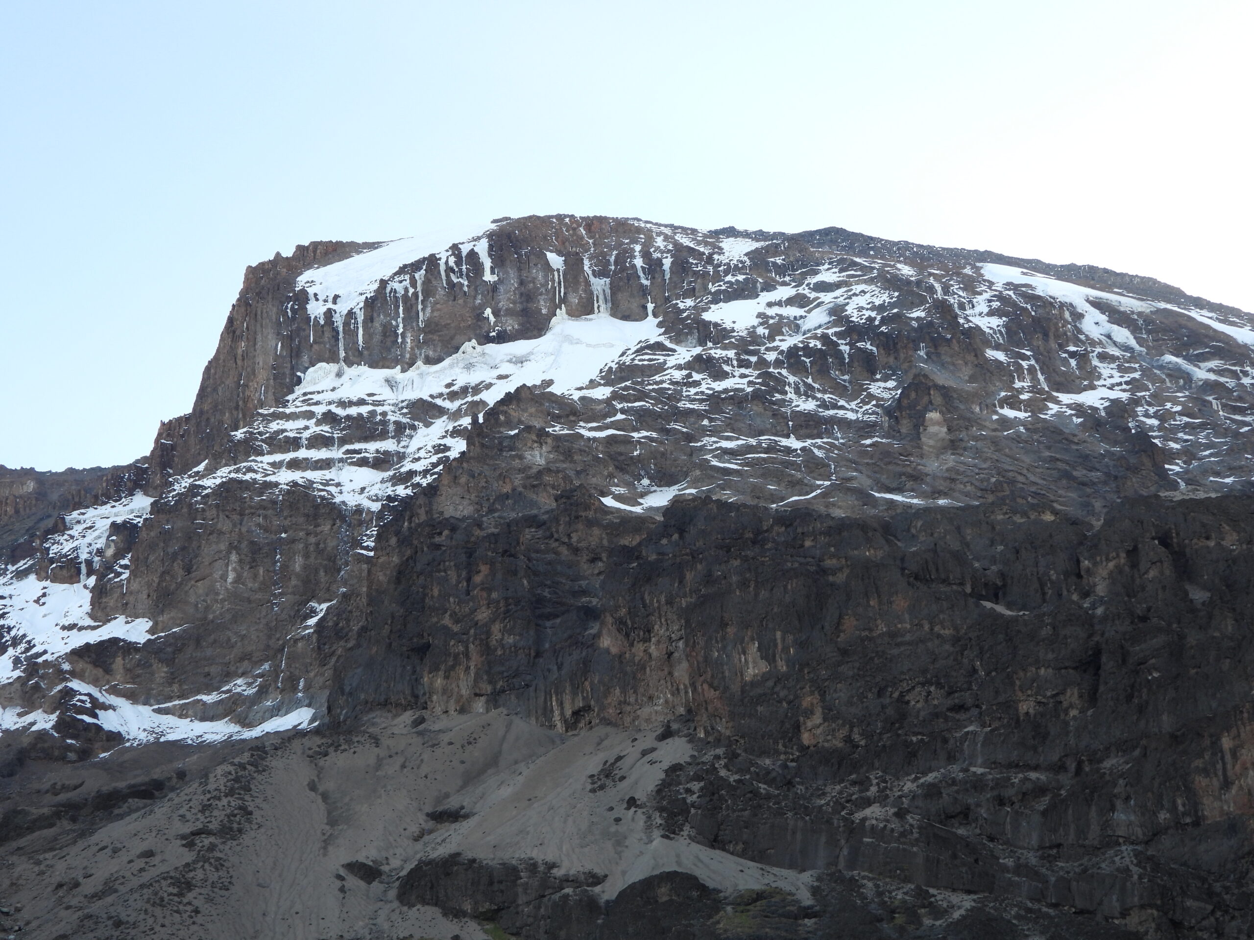 Trekking Kilimanjaro- Ahambi Tours Trekking Kilimanjaro- Ahambi Tours